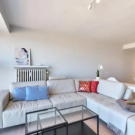Sea View Dreaming - Lecomte Apartment