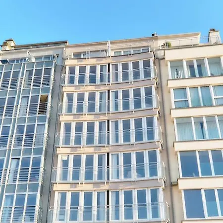 Sea View Dreaming - Lecomte Apartment *